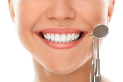 Fluoryzacja zębów – czym jest i kiedy warto ją wykonać?